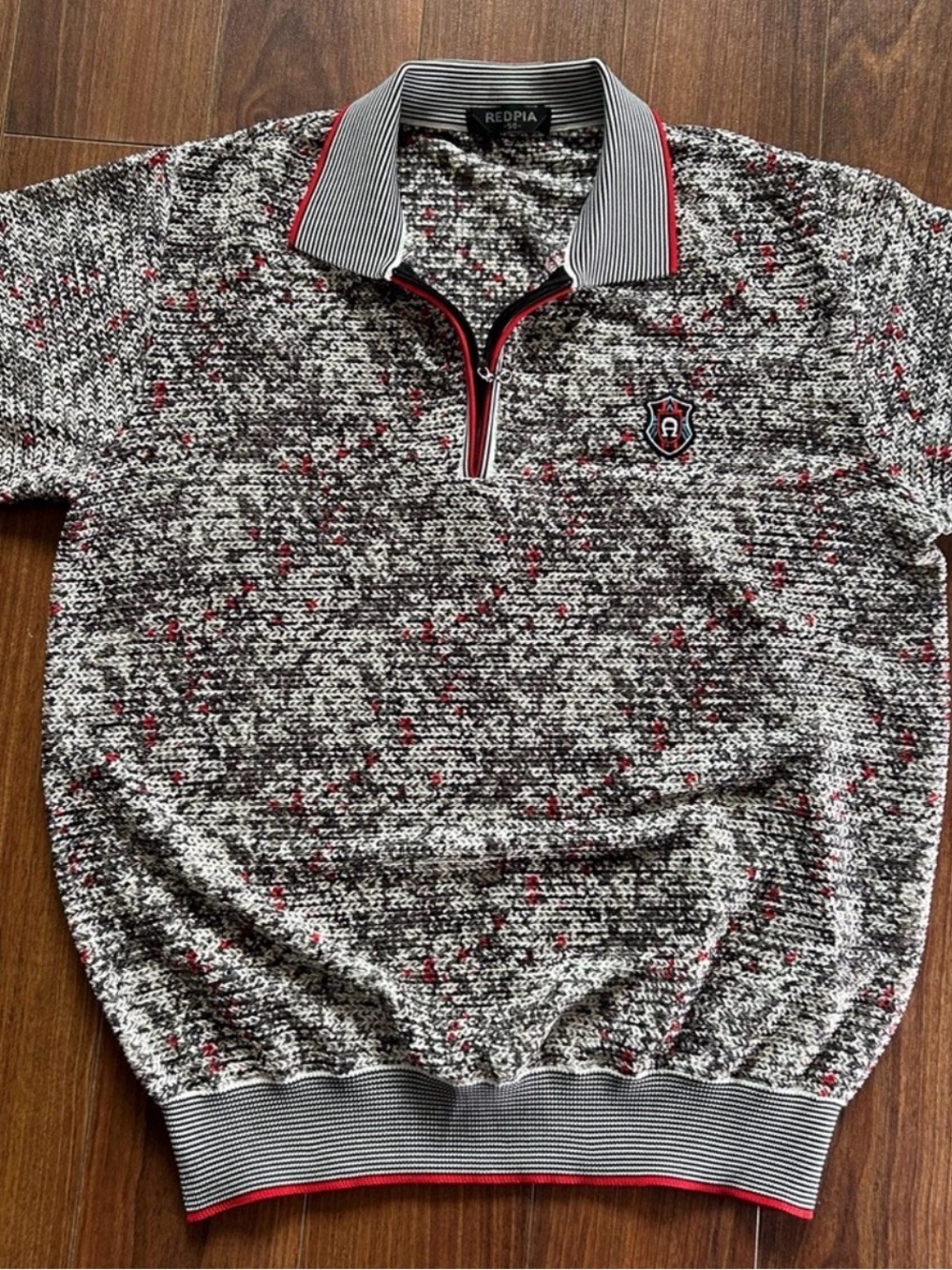 Redpia Piqué
Knit Polo | 3/4 Zip |
Short Sleeve